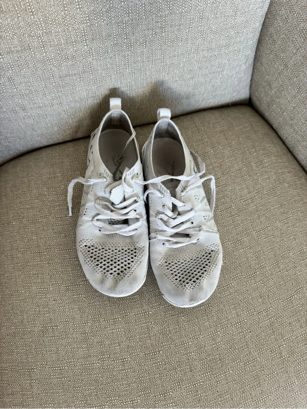 NFINITY Flyte girls White cheer shoes Sneakers